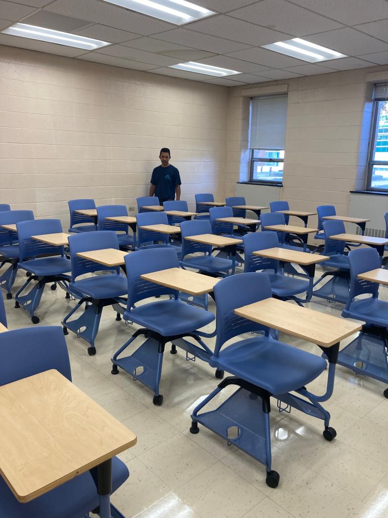 professional-cleaning-services-classroom-by-aracellys-solutions
